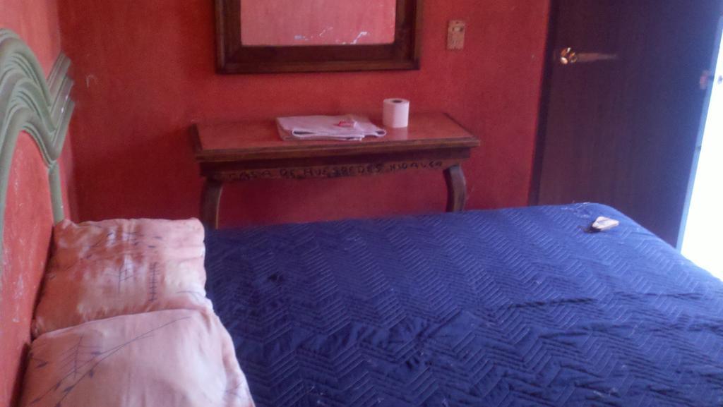 Hotel Casa De Huespedes Hidalgo Tehuacán Стая снимка
