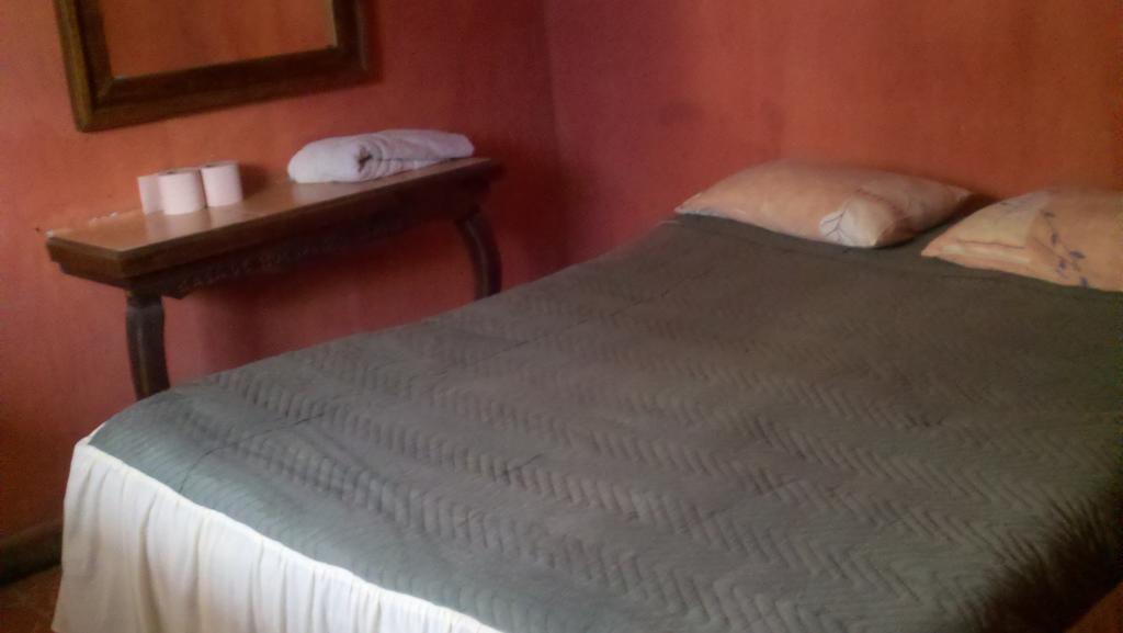 Hotel Casa De Huespedes Hidalgo Tehuacán Стая снимка