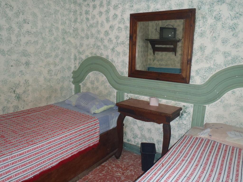 Hotel Casa De Huespedes Hidalgo Tehuacán Стая снимка
