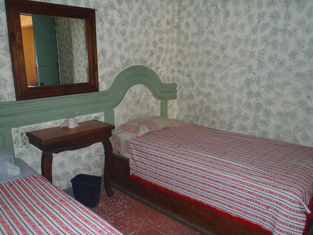 Hotel Casa De Huespedes Hidalgo Tehuacán Стая снимка
