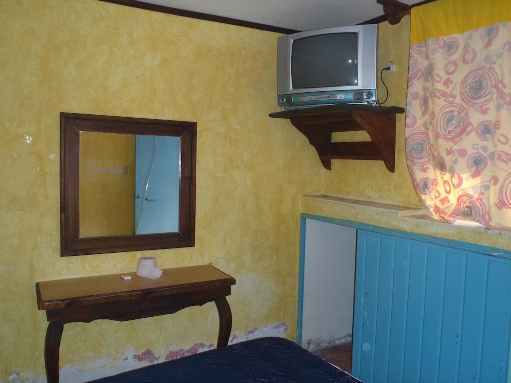Hotel Casa De Huespedes Hidalgo Tehuacán Стая снимка