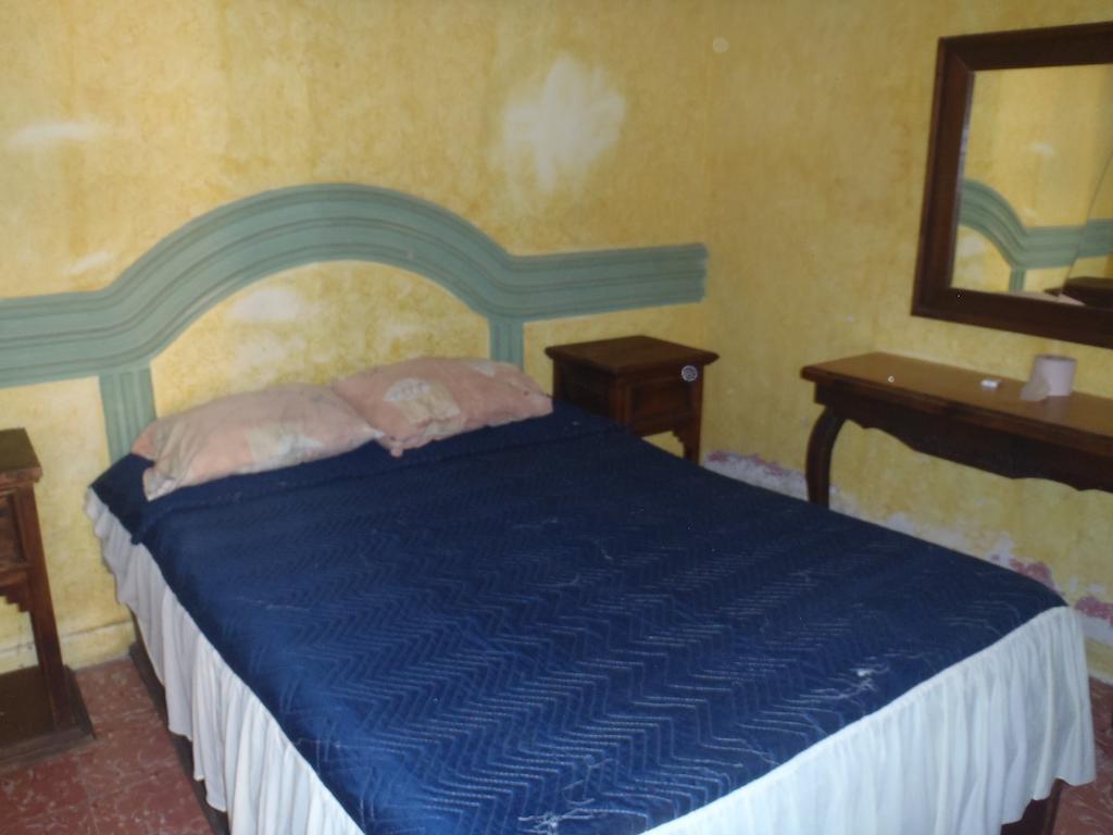 Hotel Casa De Huespedes Hidalgo Tehuacán Екстериор снимка